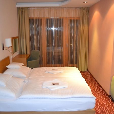 Debreceni Postas Udulo Hotell Eksteriør bilde